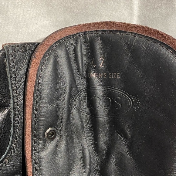 Tod's Aspen Lace-Up Boots, Brown, size 42, NWOB - Picture 6 of 9